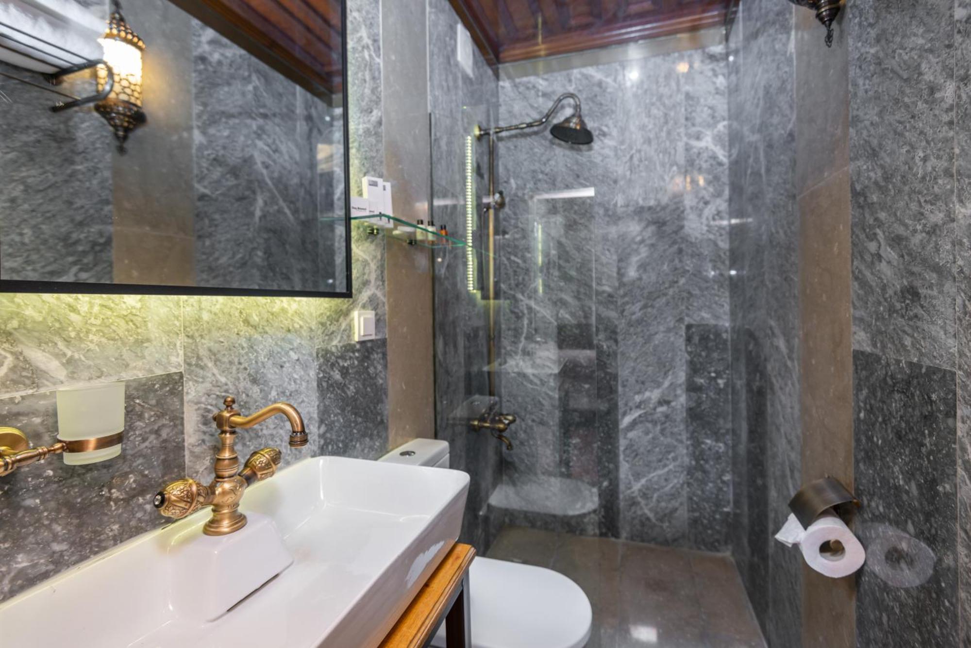 Wonder Wood Hotel Стамбул Экстерьер фото