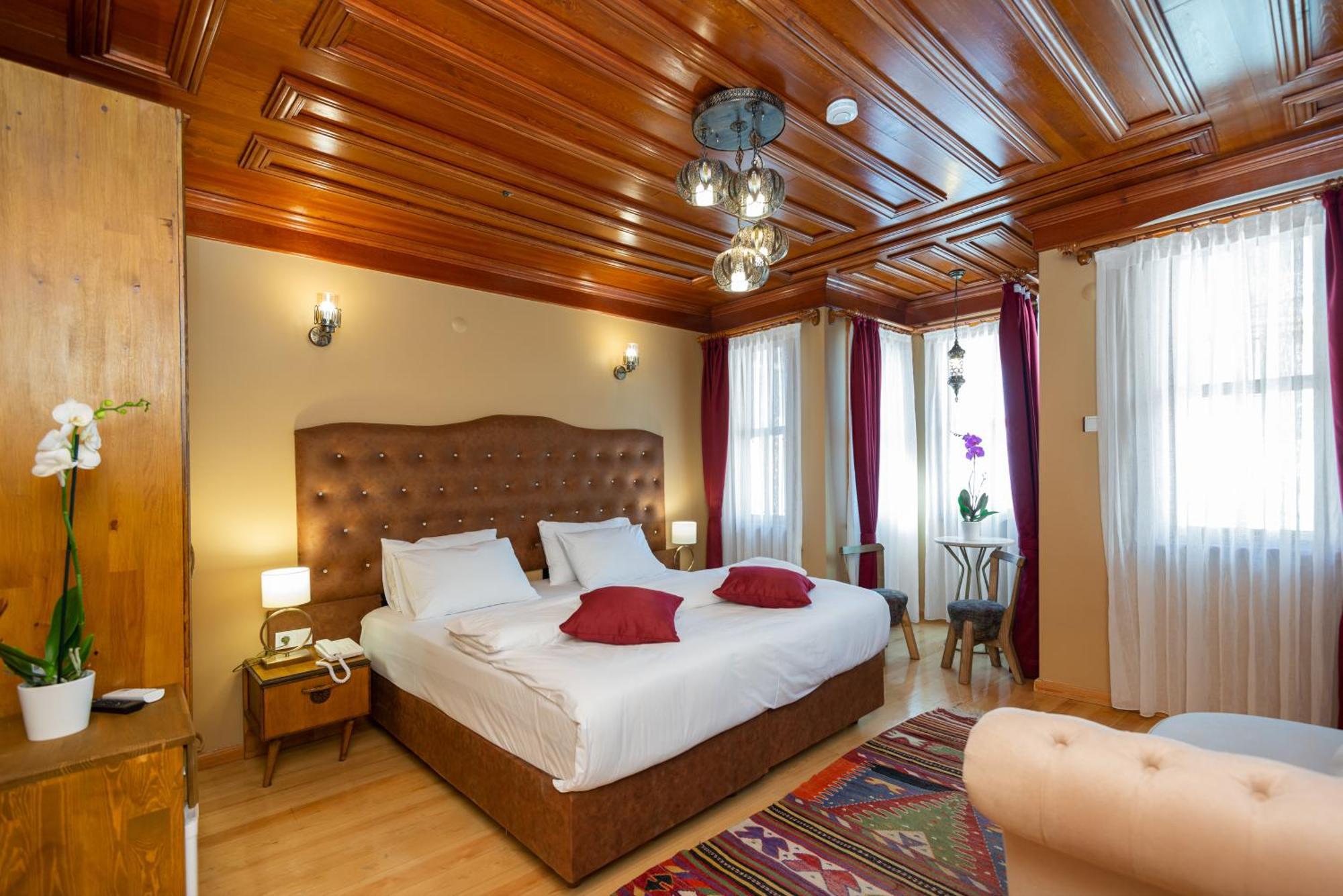 Wonder Wood Hotel Стамбул Экстерьер фото